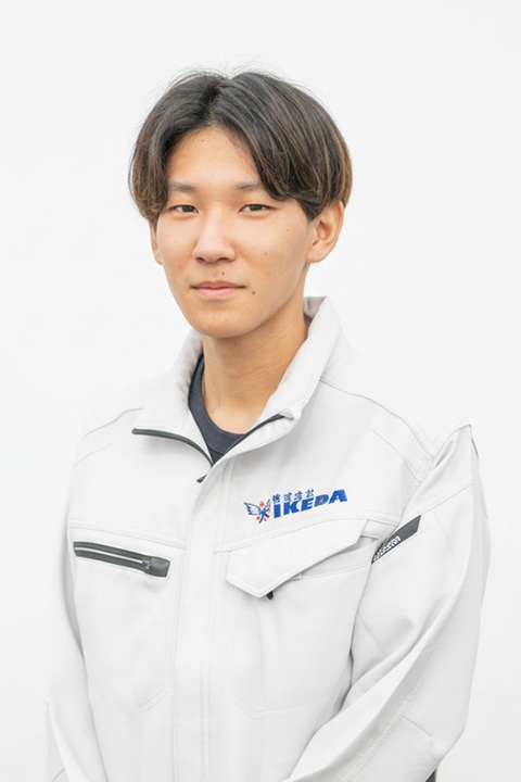 安藤（Ando） 塗装工事部 職人